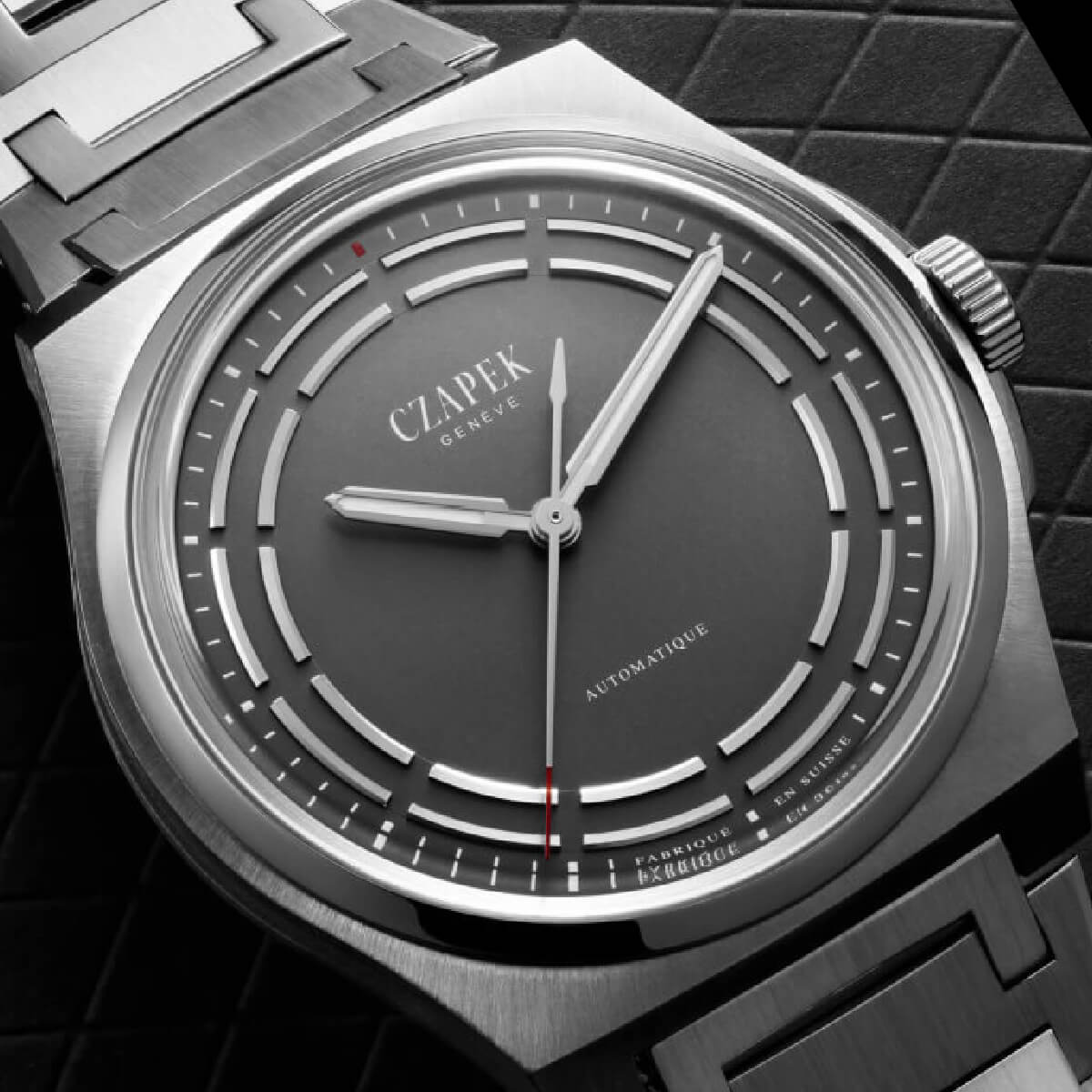 CZAPEK ANTARCTIQUE DARK SECTOR