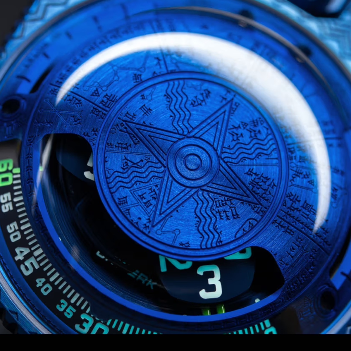 URWERK UR-100V Time & Culture II “Sumer” caseback