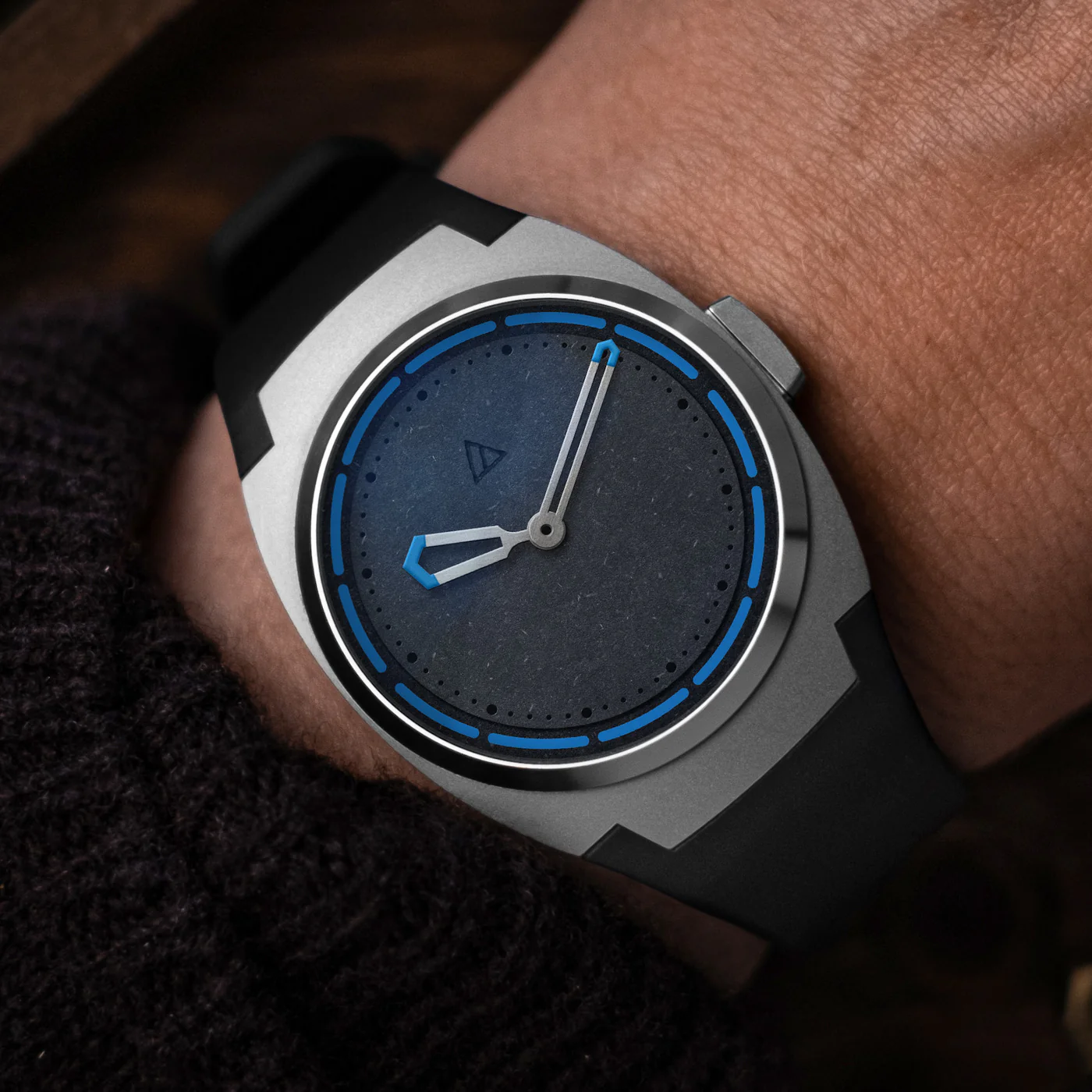 ARCII_D_ArcMatterBadgerBlue06