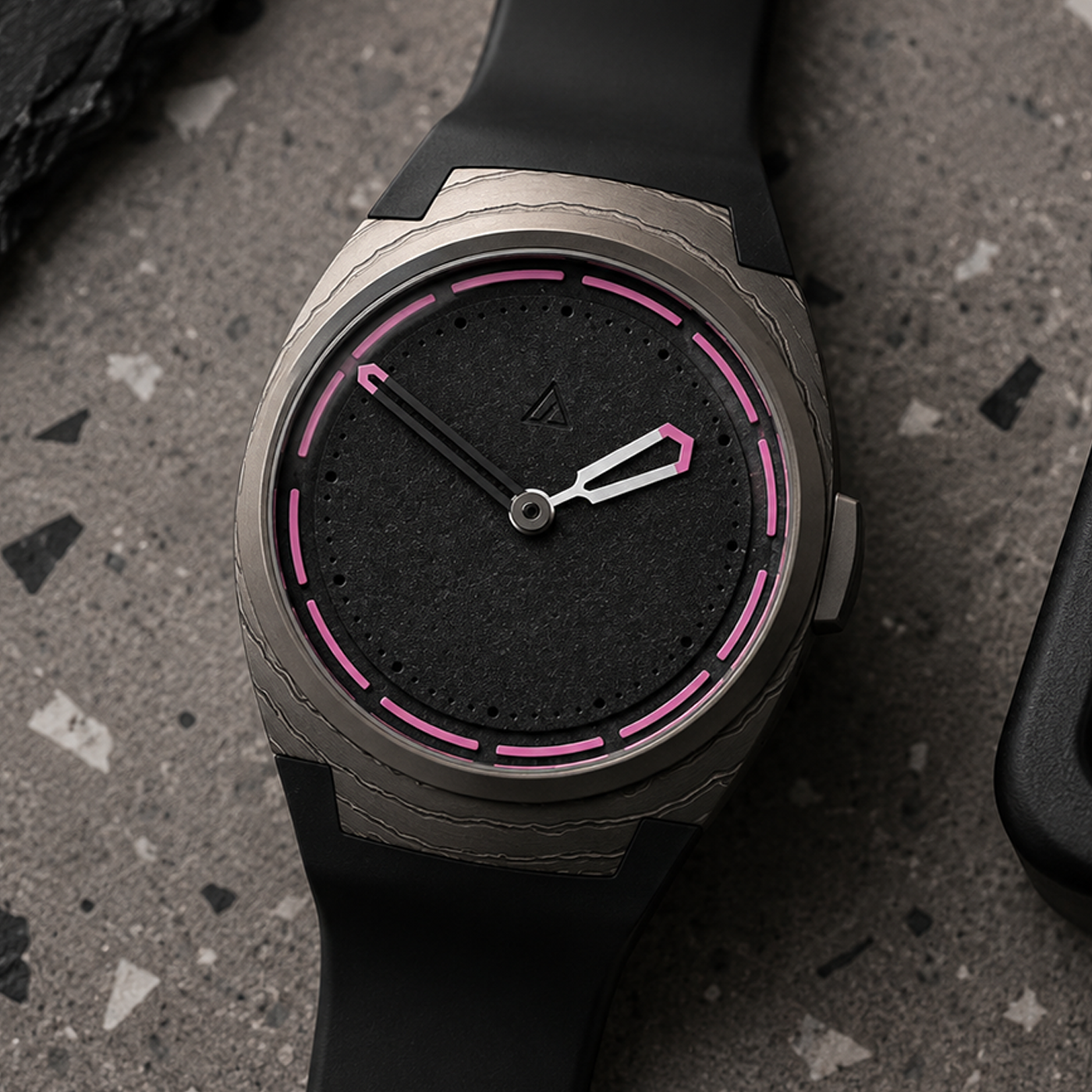 arcanaut pink dial