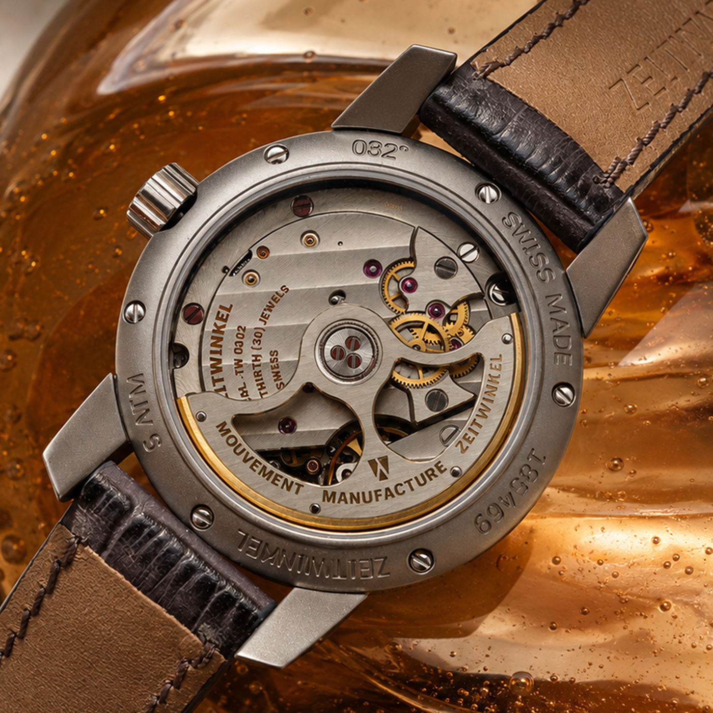 Zeitwinkel 082º TLE Caseback Zeitwinkel 082º TLE Caseback