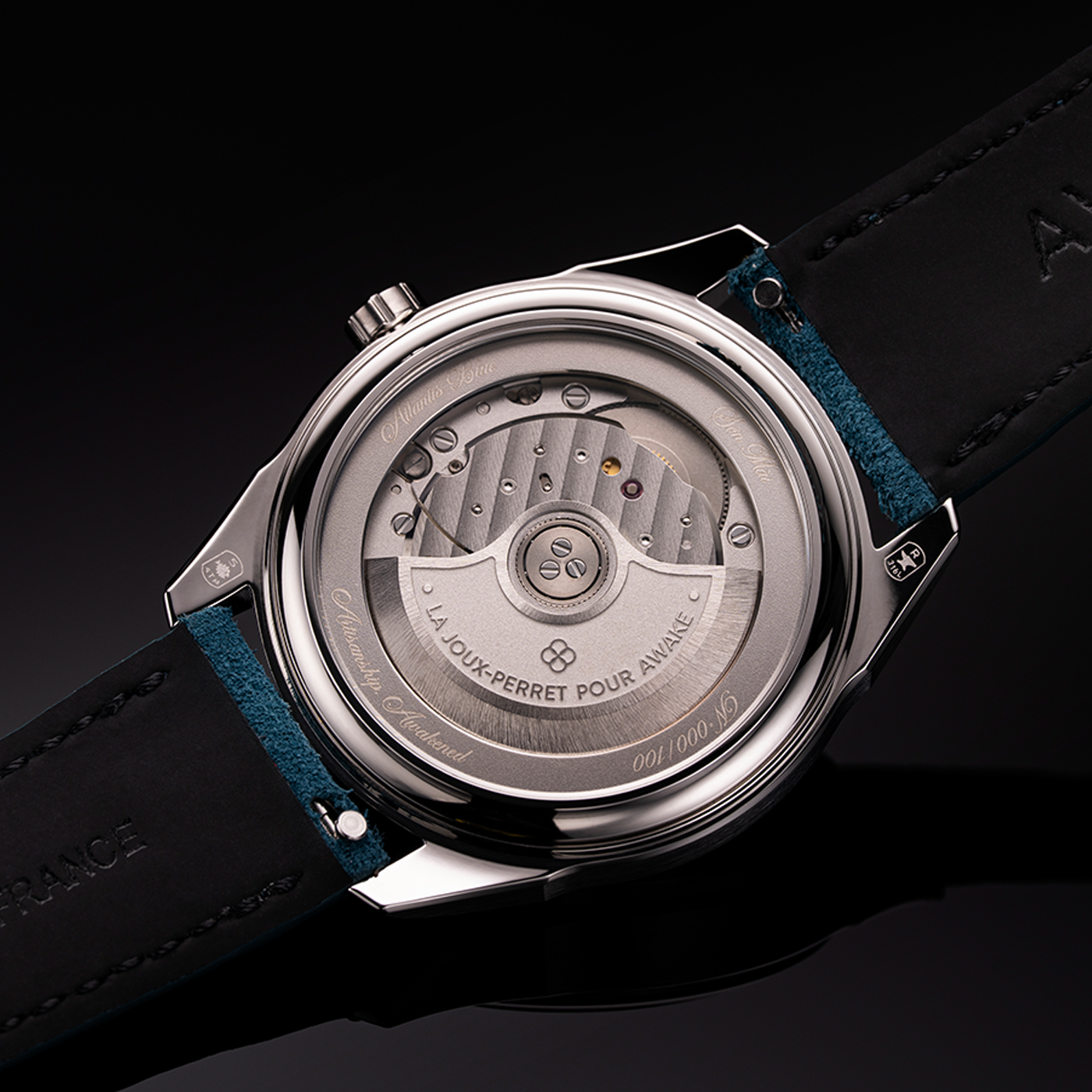 Sơn Mài – Silver Leaf “Atlantis Blue"