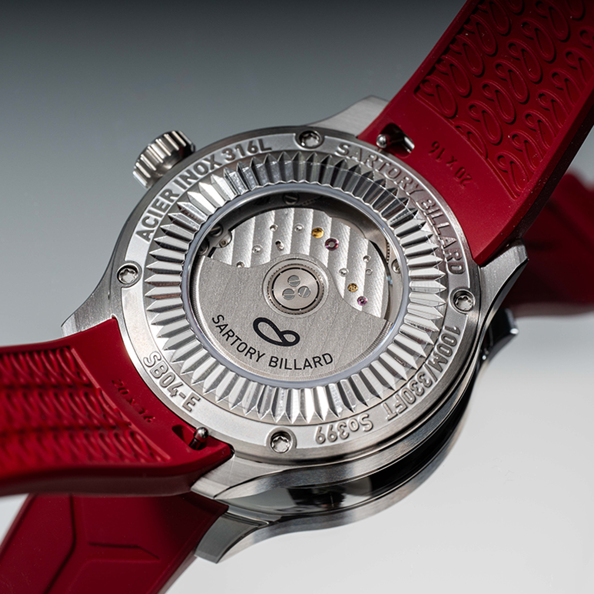 SB04-E Nuances Red