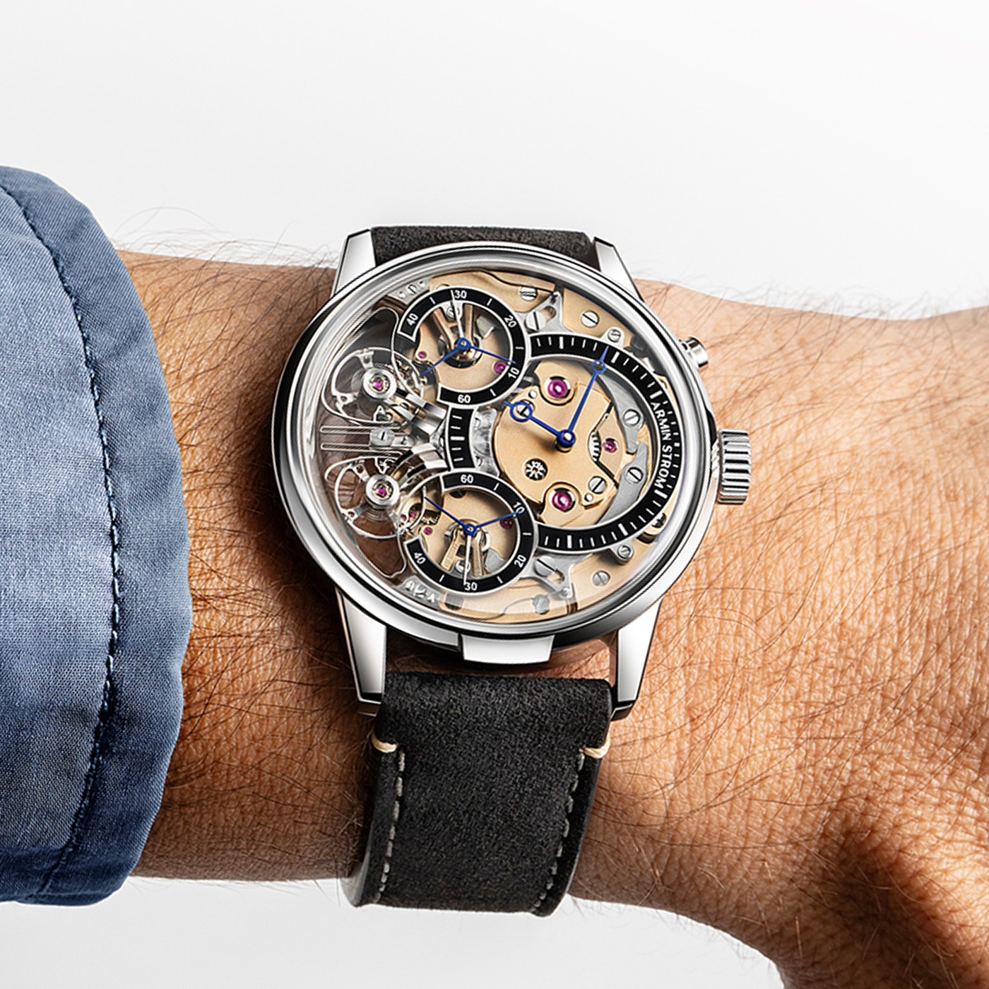 Mirrored Force Resonance Zeitgeist 1665 Wrist